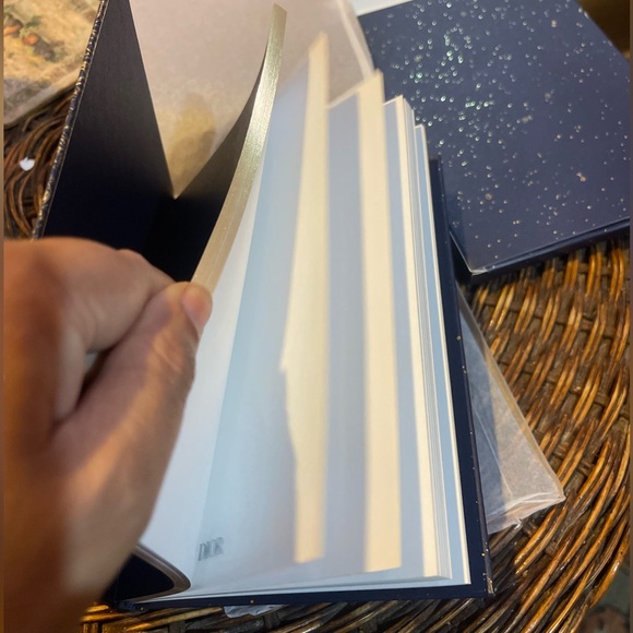 Christian Dior Holiday 2022 Limited Edition Notebook - Picture 5 of 6